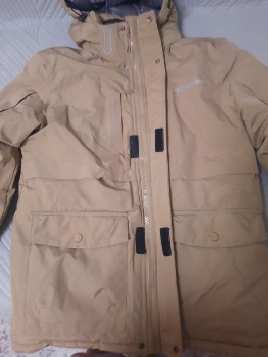 Продам куртку зима 15000