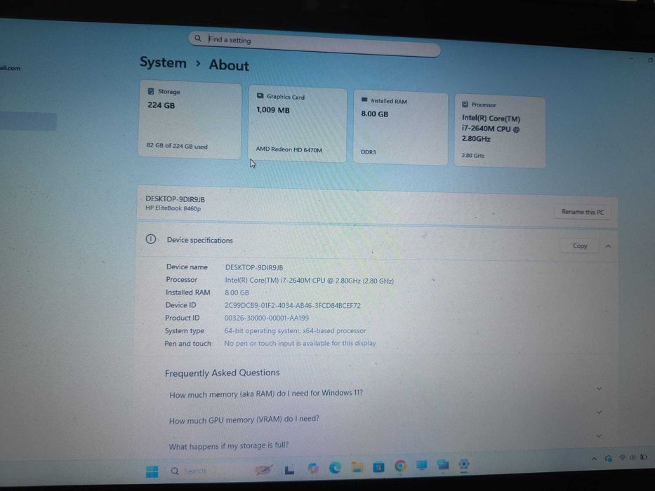 Vand laptop HP EliteBook 8460p ,i 7  , windows 11 ,metalic
