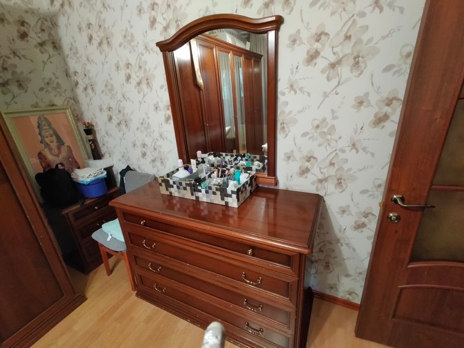 Спальный гарнитур
