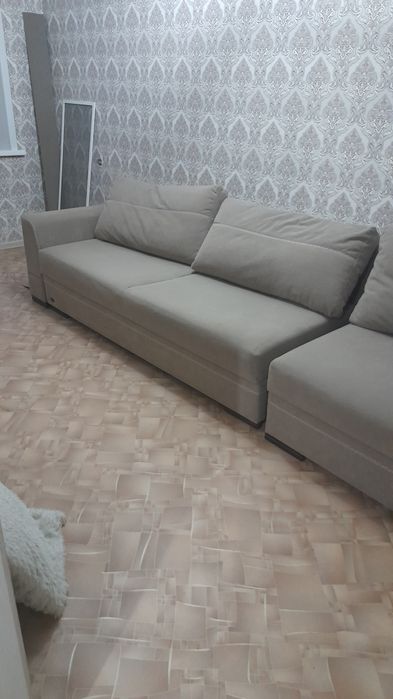 Продам диван размер 2.8 коричневый  цвет