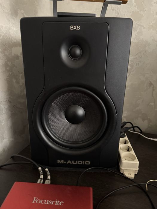 M-audio BX8 D2 | состояние битош