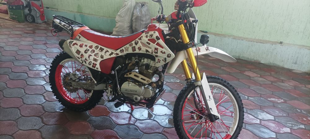 Продам эндуро 250