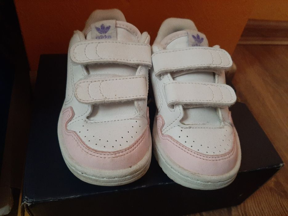 Маратонки Adidas