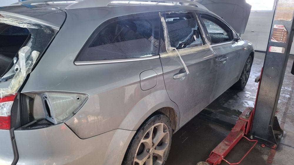 Vand capota,far,aripa Mondeo 4