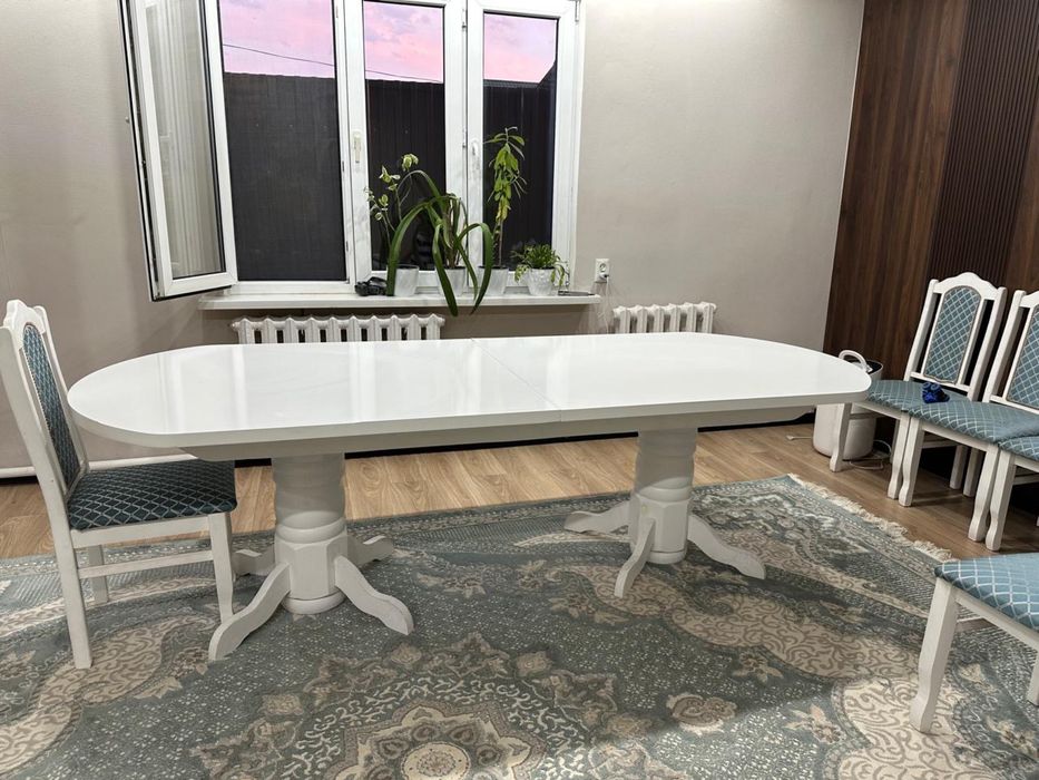Стол со стулями со скидкой
