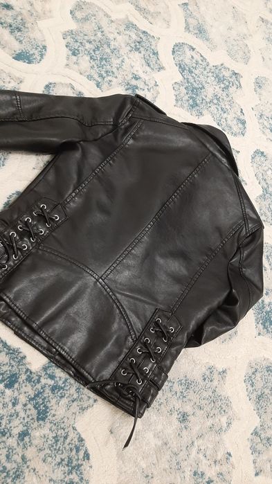 Срочно продаю кожанку