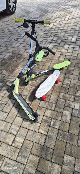 2 Trotinete si 1 skatebord de vânzare