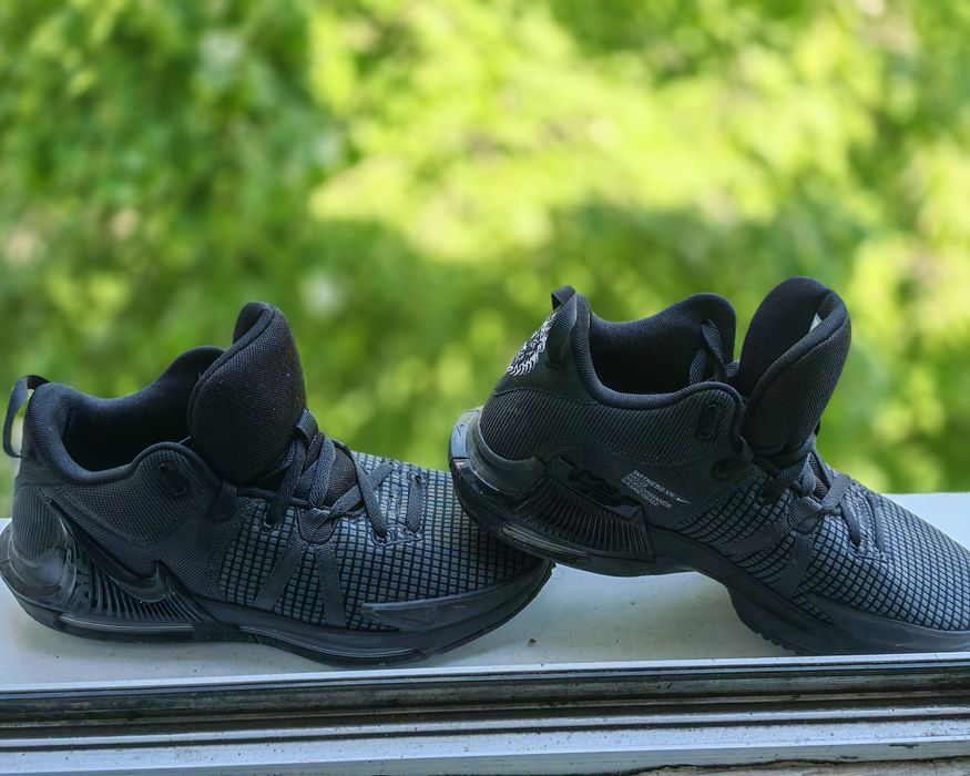 Nike Lebron WITNESS VII 45 номер