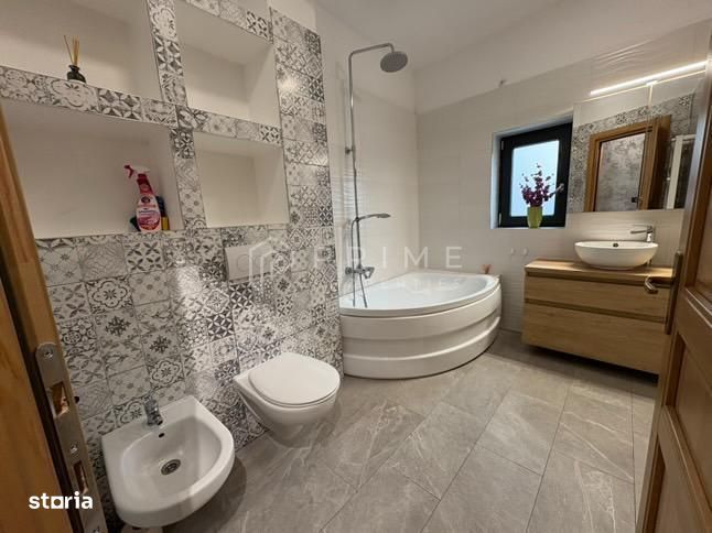 Casă cu design modern, renovată, 3 camere – zonă centrală premium