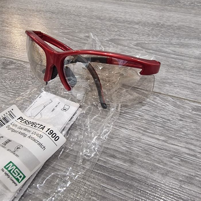 Продам очки защитные