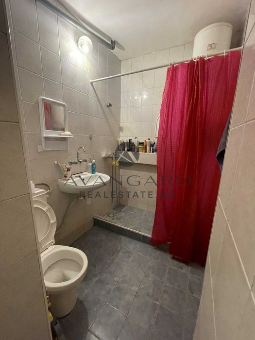 Продава се Тристаен апартамент в Пловдив, Христо Смирненски - 74 кв.м за 1586 €/кв.м - Снимка #10