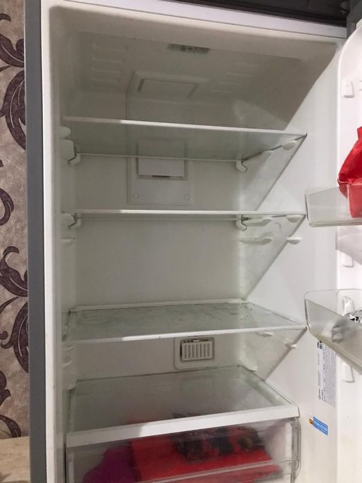 Холодильник отлиьчно