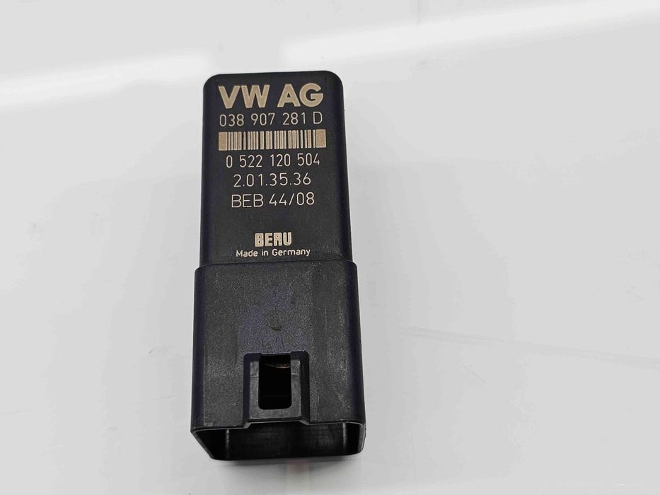 Releu Volkswagen Golf 6 (5K1) [Fabr 2009-2013] 038907281D
