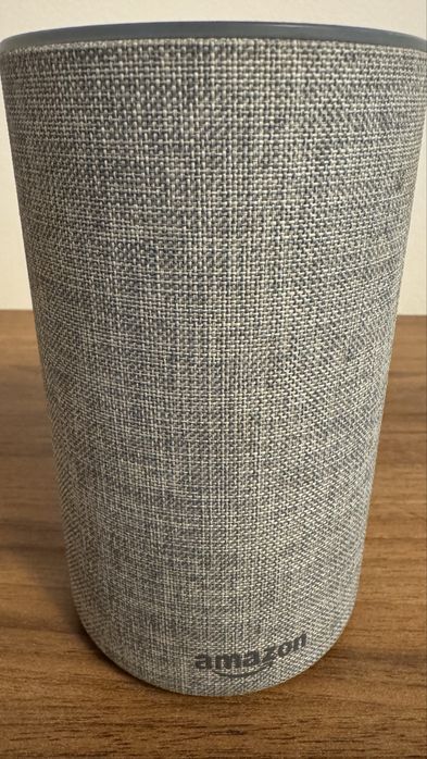 Boxa Inteligenta Amazon Echo 2nd Gen (Heather Grey) - stare excelentă