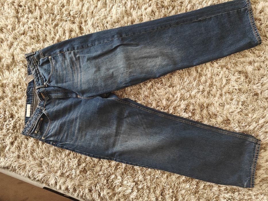 Джинсы ZARA, НОВЫЙ 100%