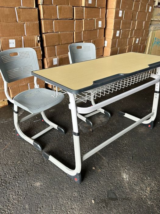 Парта для школьника