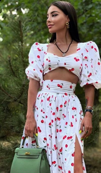 Дамски комплект с череши
