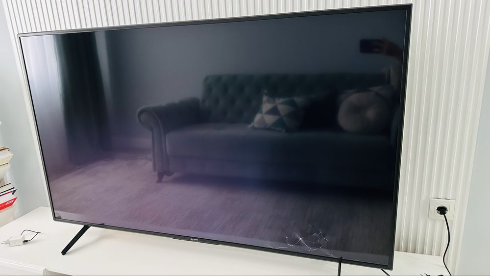 Продам на запчасти телевизор