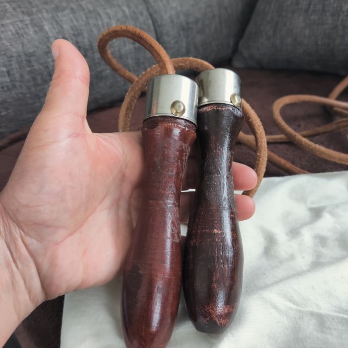 Професионално въже за скачане от дърво и кожа