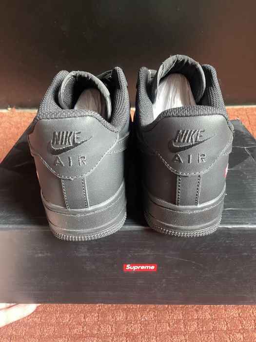Nike x Supreme Air Force 1 Negru