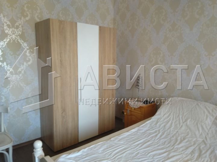 Дава се под наем Двустаен апартамент в София, Център - 70 кв.м за 561 € - Снимка #4