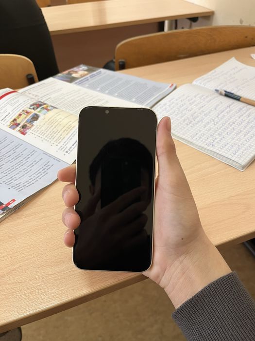 Айфон 13 128гб сатылады