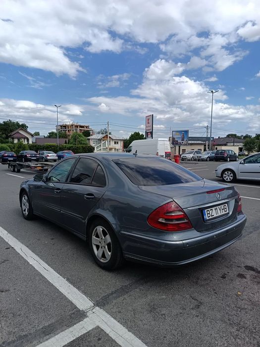 Mercedes-Benz E Mercedes E class 220d  170cp