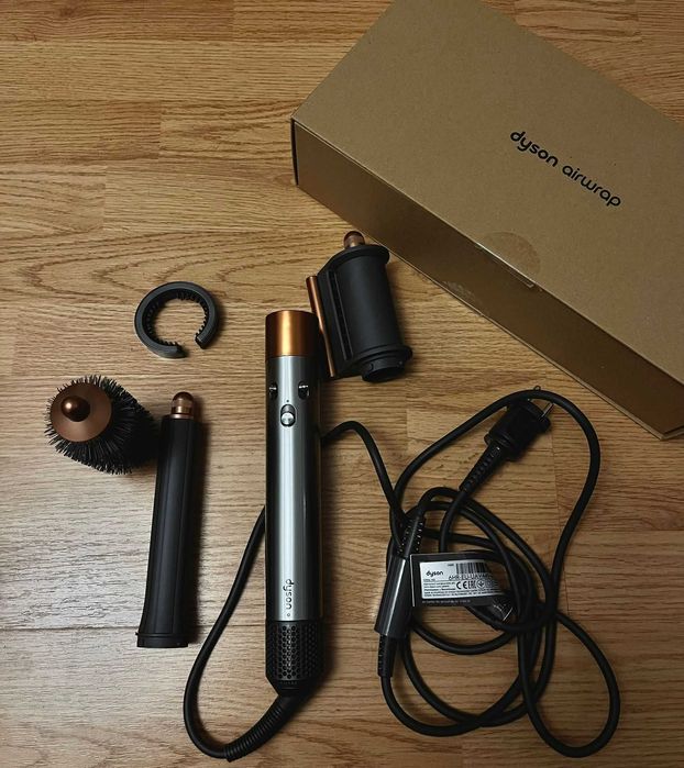 Dyson Airwrap HS05