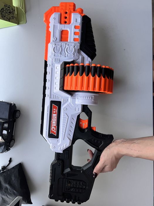 Бластер с барабаном, автоматический