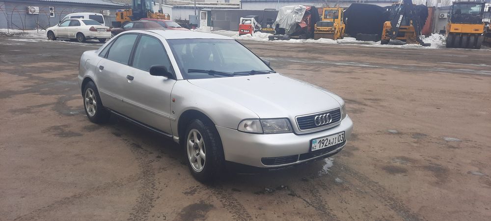 Ауди а4 в хорошем состоянии