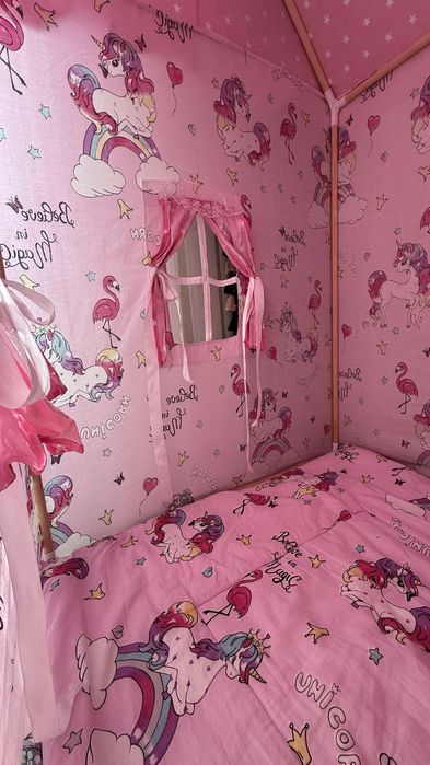 Продаётся детская игровая палатка-домик для девочки