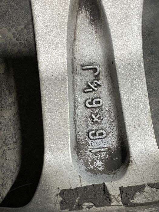 Продам диски от камри 45 р16