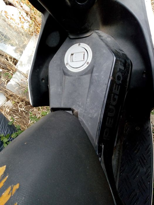 Скутер Peugeot jet force на части