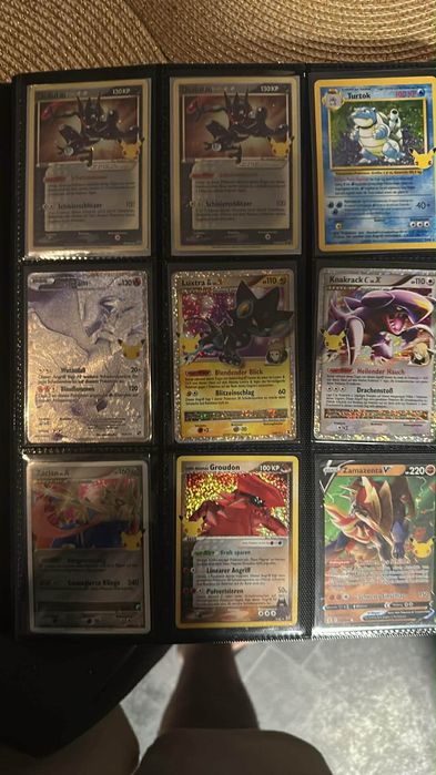 Pokemon карти колекция