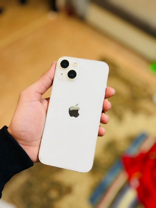 Продам iPhone 13