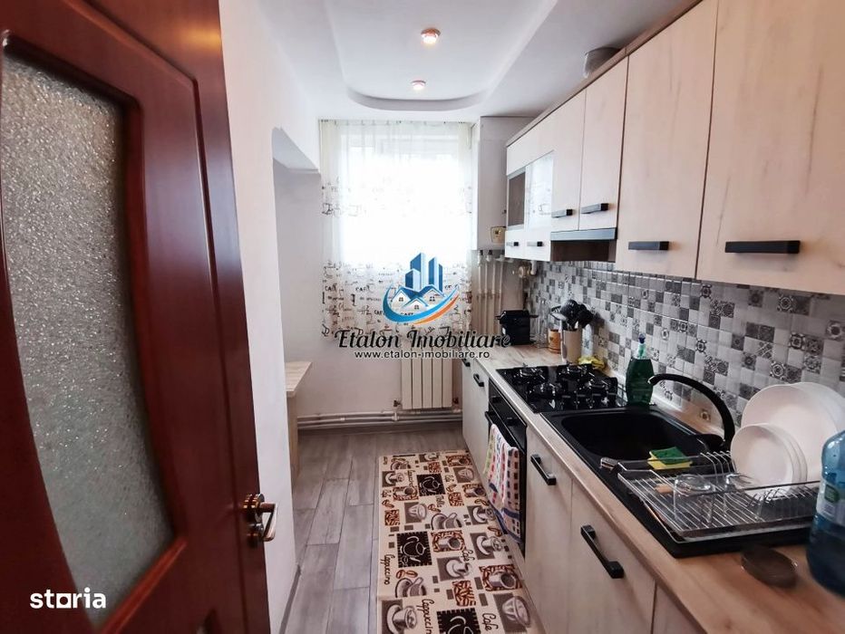 Apartament 3 camere, etaj 1, Piata Darmanesti