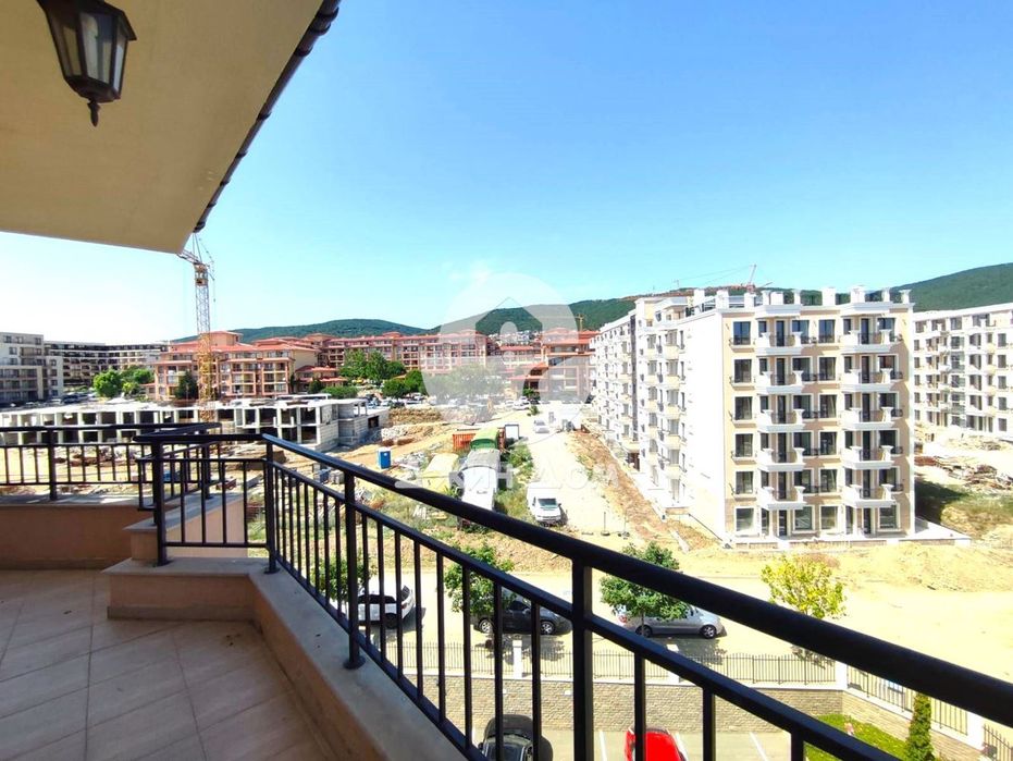 Продава се Многостаен апартамент в Свети Влас - 176 кв.м за 1504 €/кв.м - Снимка #9