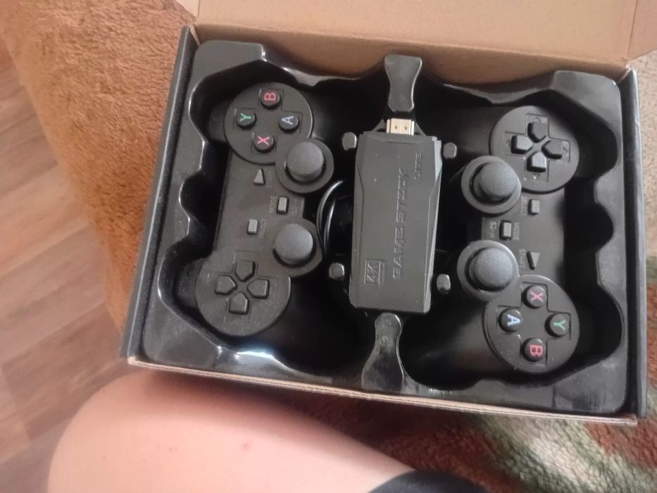 Очень хорошоя игравая консоль в рабочем виде