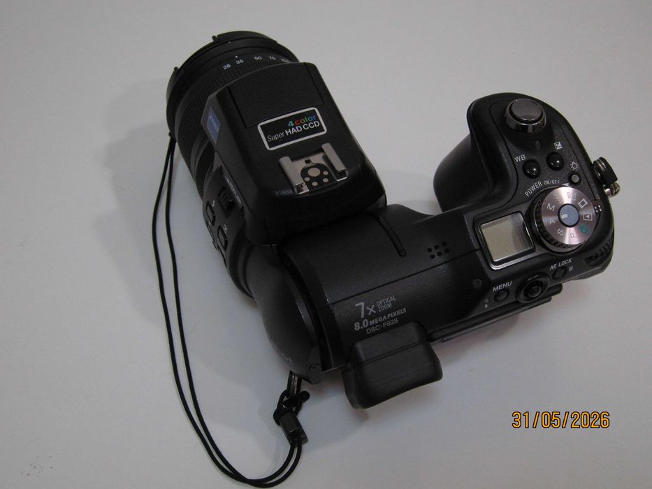 Sony Cyber-shot DSC-F828