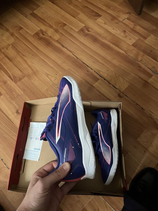 Adidasi Puma fotbal sala 42.5