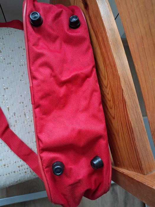 Малка пътна чанта