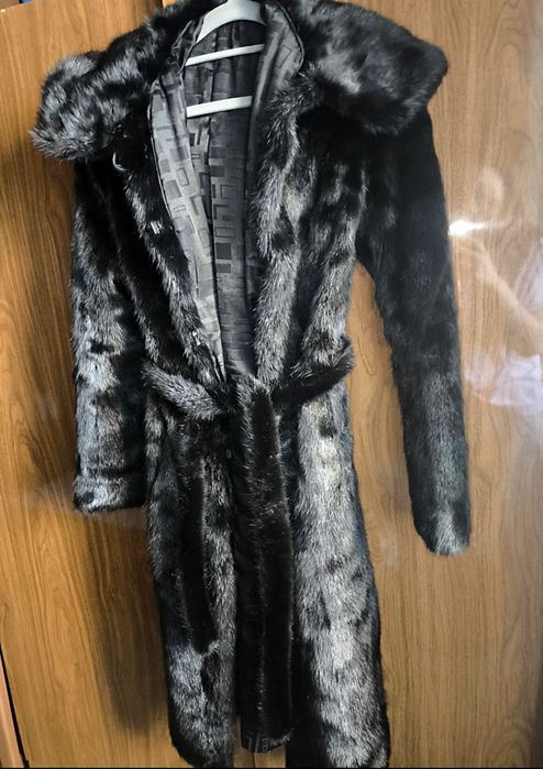 Продам норковую шубу