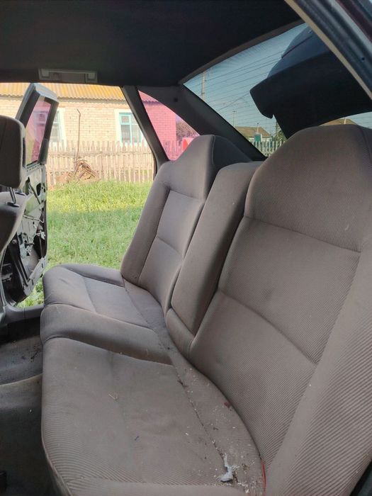 Ауди 80 б4 1.8 продам