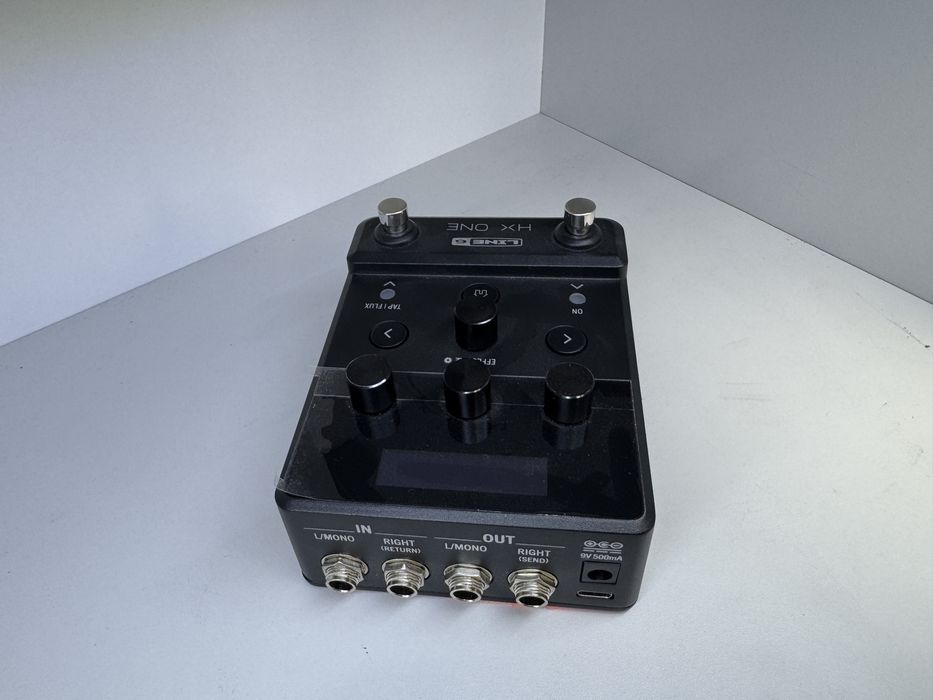 Line 6 HX One chitara si bas