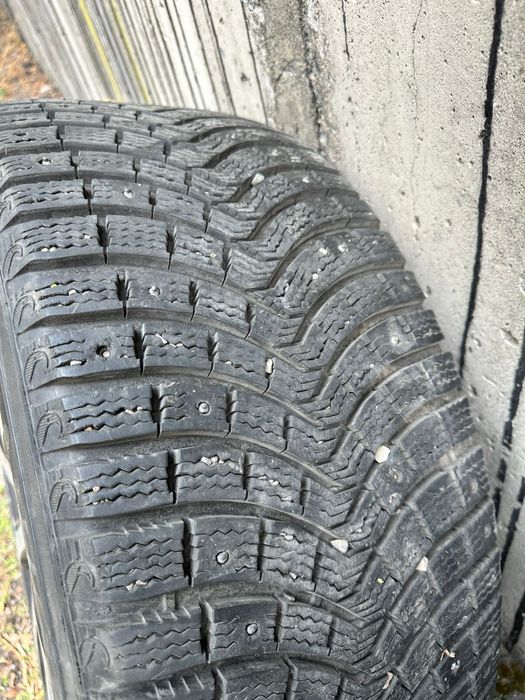 Продается срочно диски с резиной. Range rover