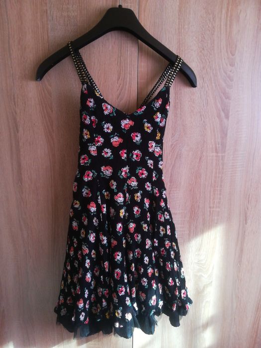 Rochii ocazie diverse mărimi