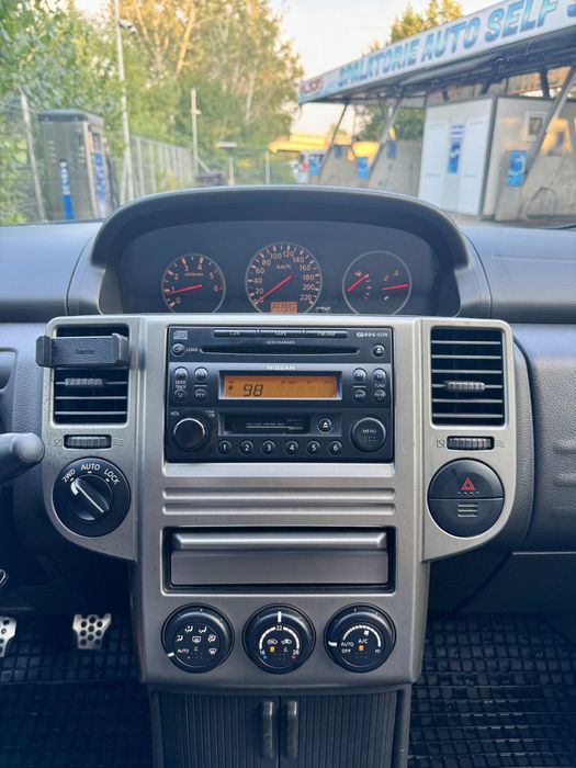 Nissan X Trail dCi 4x4 schimb / vand