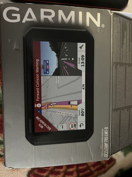Gps garmin  dezelcam 785