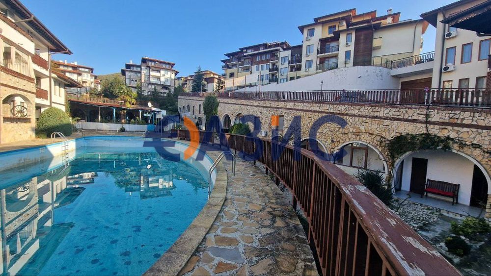 Продава се Двустаен апартамент в Свети Влас - 54 кв.м за 812 €/кв.м - Снимка #9