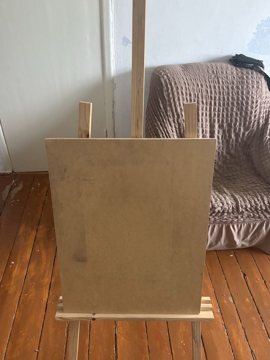 Продам  мольберт